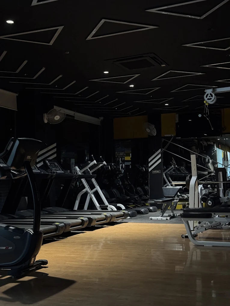 Spacious Cardio Floor & Pilates Studio